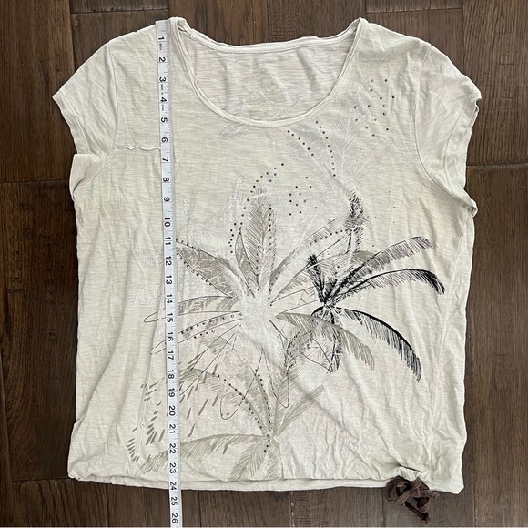 Olsen Sleeveless Top - Picture 9 of 10